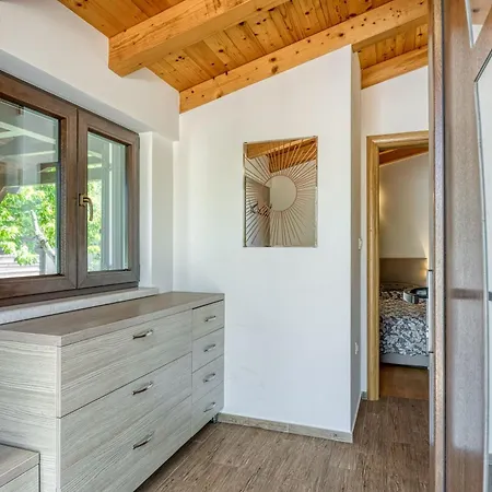 House Stella Nature - Happy Апартаменты Valtura