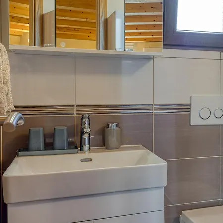 House Stella Nature With Private Pool - Happy Appartamento