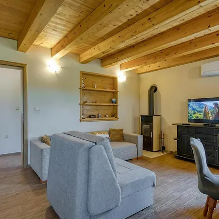 House Stella Nature With Private Pool - Happy * Valtura