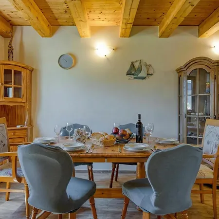 House Stella Nature With Private Pool - Happy Apartman *