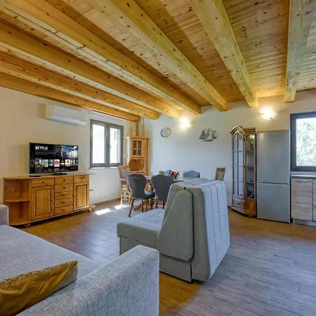 House Stella Nature With Private Pool - Happy Apartman